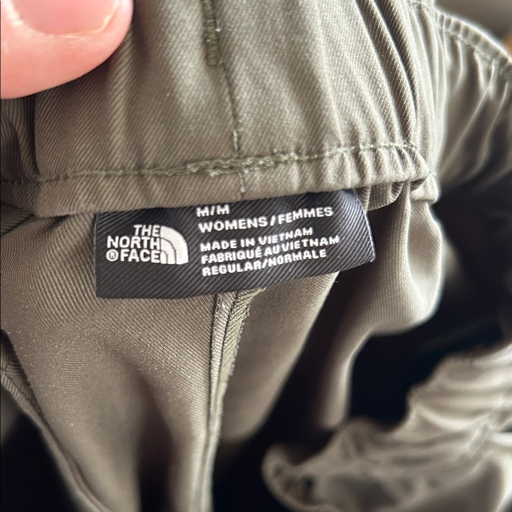 The North Face Women’s Jogger Pants - Picture 2 of 3